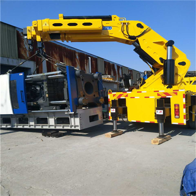 从化 大吨位折臂吊出租费用解析：一小时租赁多少钱