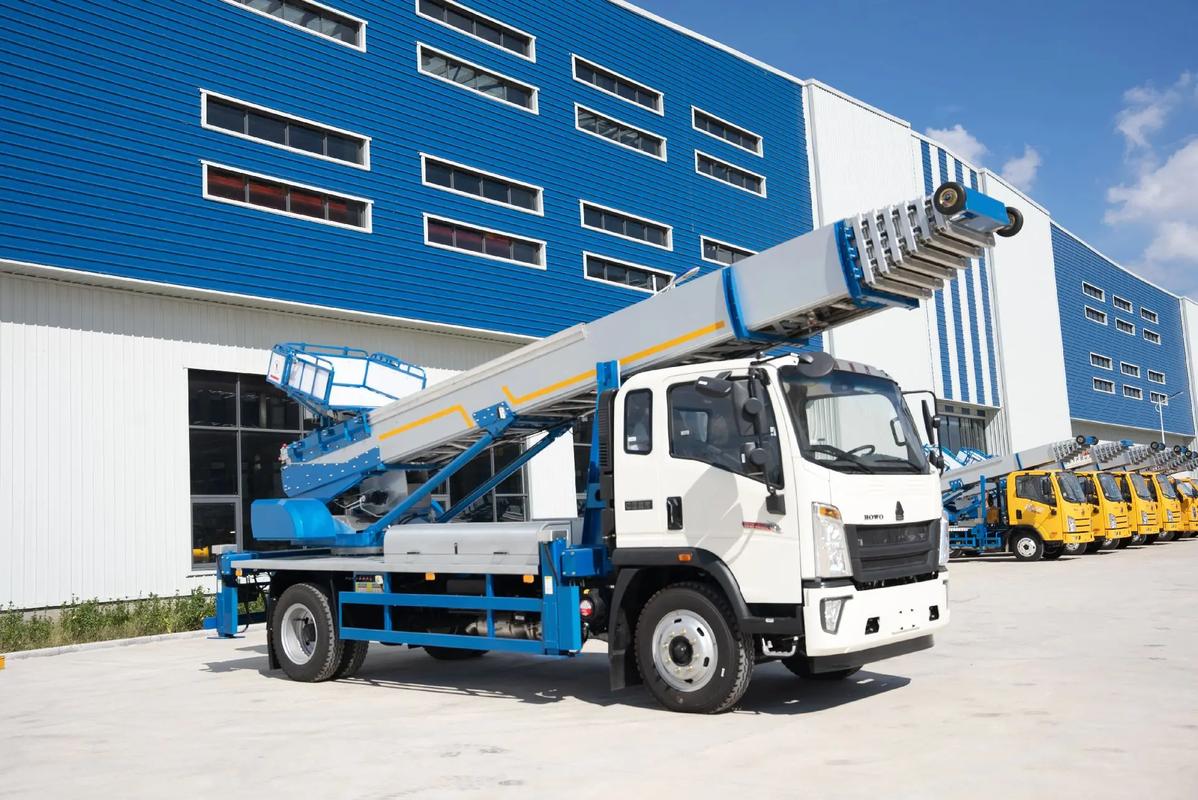 从化出租云梯车高空作业车 建筑垃圾搬运