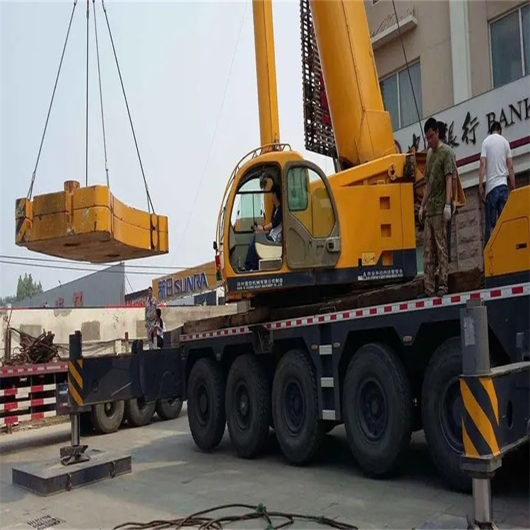 从化当地吊车出租|机器吊装|75吨|工厂搬迁服务